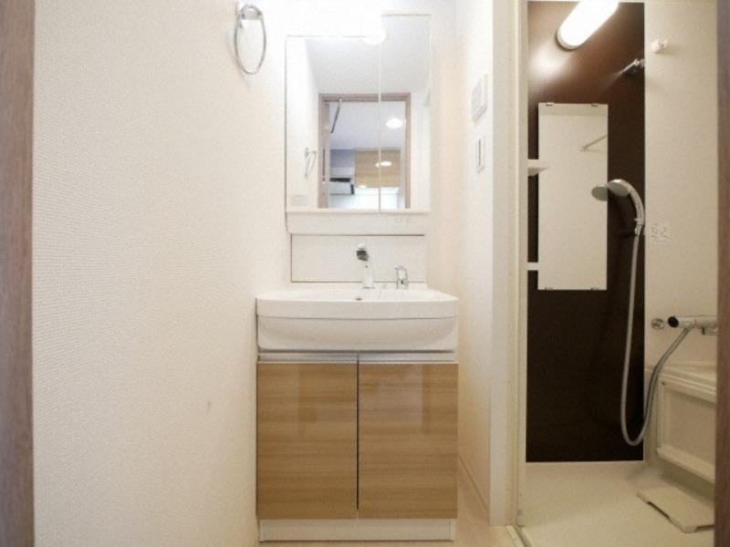 スペーシア江坂広芝町の洗面所