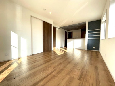 【居間・リビング】 | 東大和市芋窪１丁目 　新築戸建　【全４棟】 