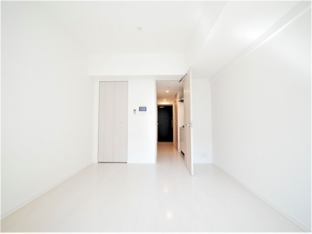 S-RESIDENCE新大阪Ridenteの居間・リビング