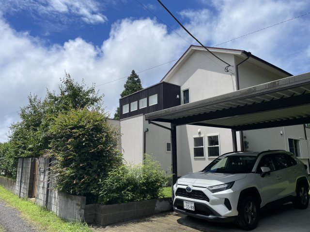 霧島市霧島田口字外戸口戸建ての外観パース|カーポート付の駐車スペースです。