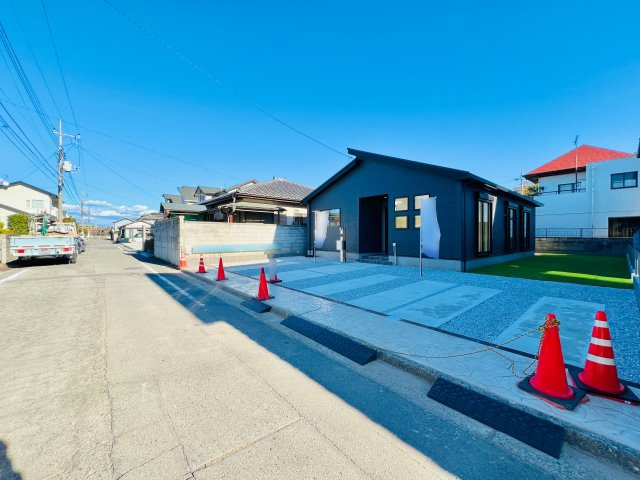 前橋市朝倉町の前面道路含む現地写真|閑静な住宅街◎車の通りも少ないので駐車もスムーズに楽々！！