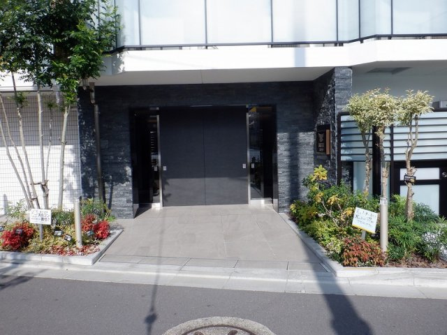 デュオステージ京成曳舟のエントランス