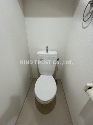 プレミアムコート天神橋エイトのトイレ|落ち着いたトイレです