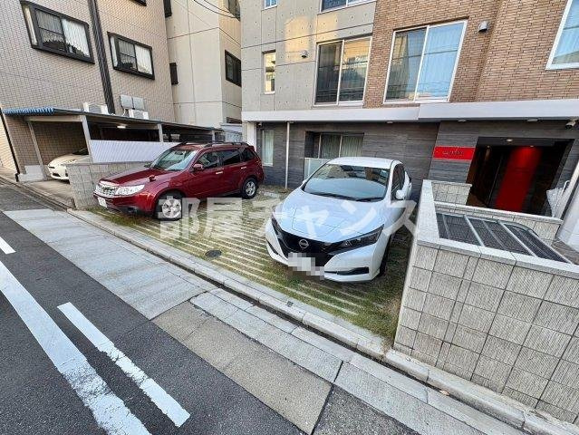 quador名古屋駅の駐車場