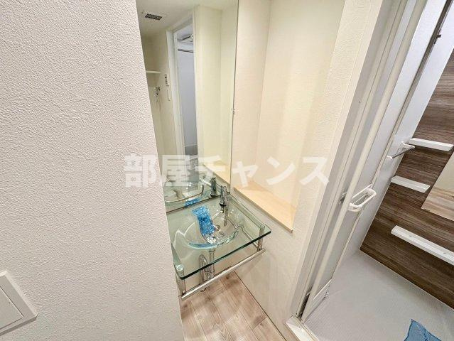 quador名古屋駅の独立洗面台