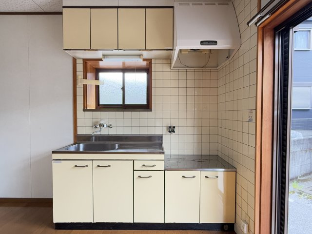 一宮しなね貸家のキッチン