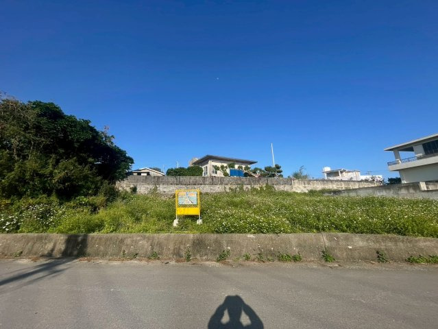 【土地】糸満市喜屋武-①区画（全2区画）の前面道路含む現地写真|直ぐにご案内できます♪
