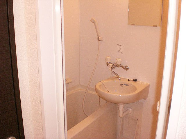 レオネクストＣＯＭＯＩＫＥの浴室|お風呂です