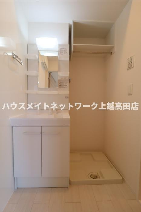 ノーブル スクエア Ａの独立洗面台|洗髪洗面化粧台