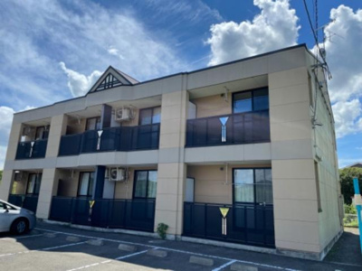 【外観】 | メゾン・ティアラ | 外観写真（昼）