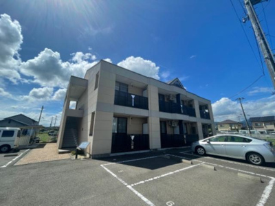 【外観】 | メゾン・ティアラ | 外観写真（昼）