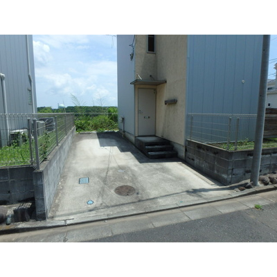 【内装】 | 敷地内駐車場