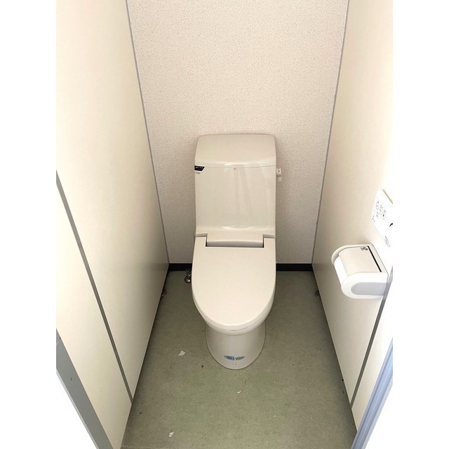 大垣市福田町の事務所のトイレ