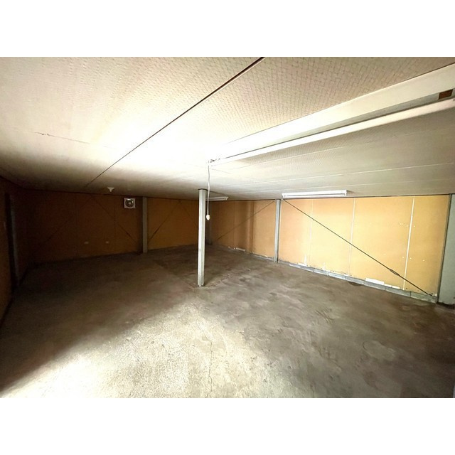 近島２丁目倉庫の収納