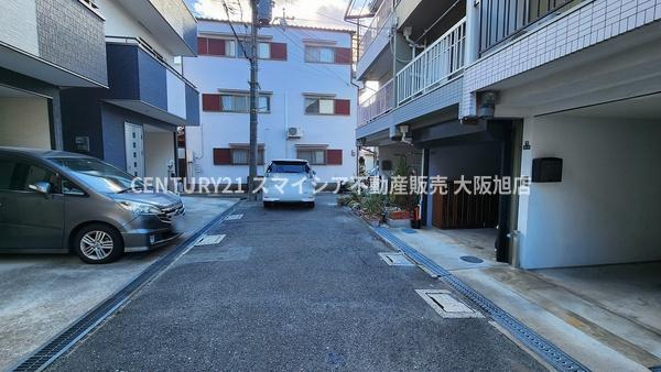 【前面道路含む現地写真】 | 守口市藤田町1丁目　中古戸建
