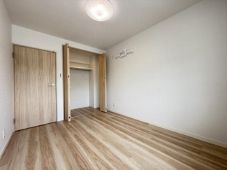 【洋室】 | 山科音羽マンションA棟 | 洋室5.2帖