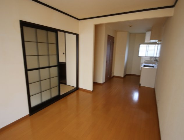 生駒ビューハイツの居間・リビング