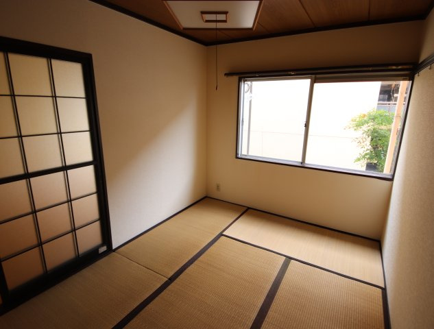 生駒ビューハイツの和室