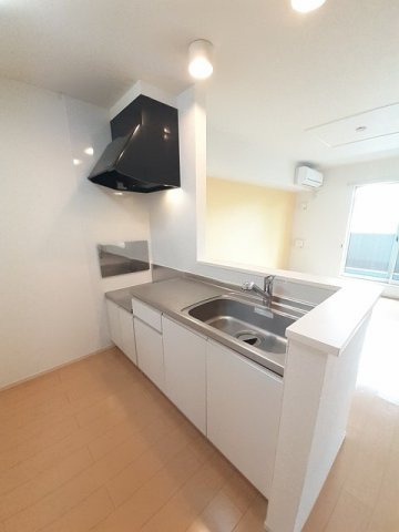 アルバーダ・ＭⅠのキッチン|きれいなキッチンです