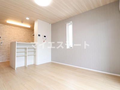 【居間・リビング】 | エクスプレス新八代 A棟