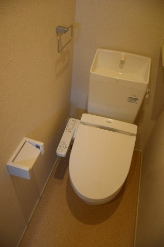 カーサ・フェリーチェのトイレ|コンパクトで使いやすいトイレです