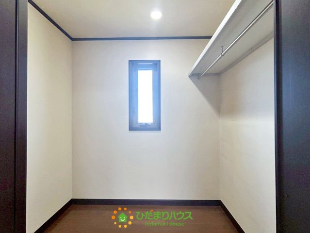 久喜市西大輪　中古一戸建ての収納