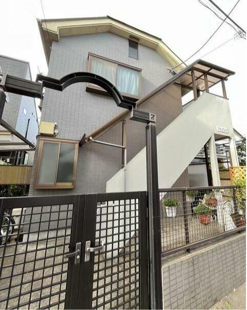 アルフォートの外観