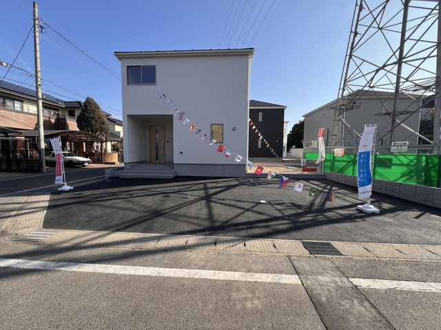 新築　前橋市六供町第2　クレイドルガーデン　１号棟の駐車場|現地写真　駐車スペースは並列3台分可能です！
