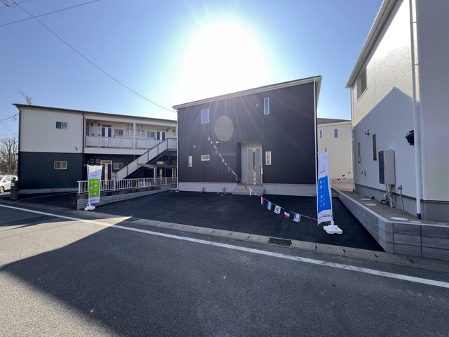 新築　前橋市六供町第2　クレイドルガーデン　2号棟の駐車場|現地写真　駐車スペースは並列3台分可能です！
