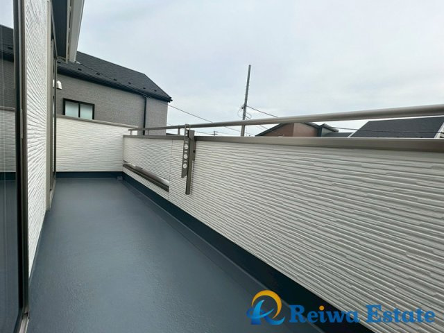 新築戸建　高座郡寒川町小谷2丁目　全12棟のバルコニー