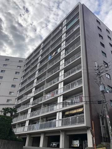 豊中スカイハイツの外観