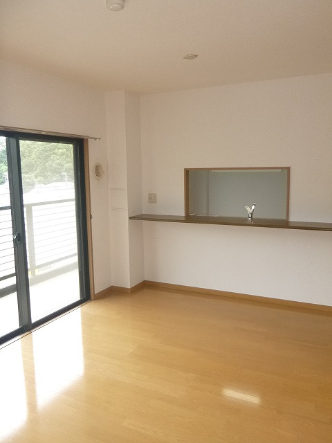 アンクラージュの居間・リビング