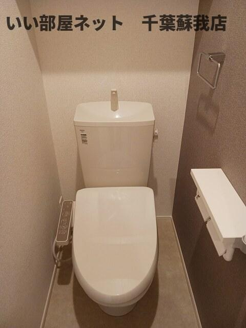 メゾン・ド・リュミエールⅠのトイレ|ゆったりとした空間のトイレです