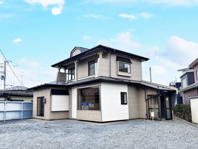 八戸市大字新井田字外久保　戸建ての外観