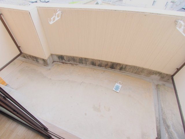 広島市安佐南区中筋１丁目の賃貸マンションのバルコニー
