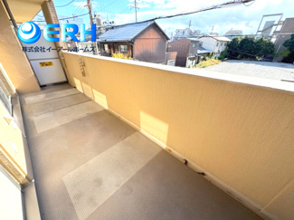 【バルコニー】 | ワコーレフォルトーナ長田南 | 広々バルコニーでお洗濯ものもたっぷり干せます。