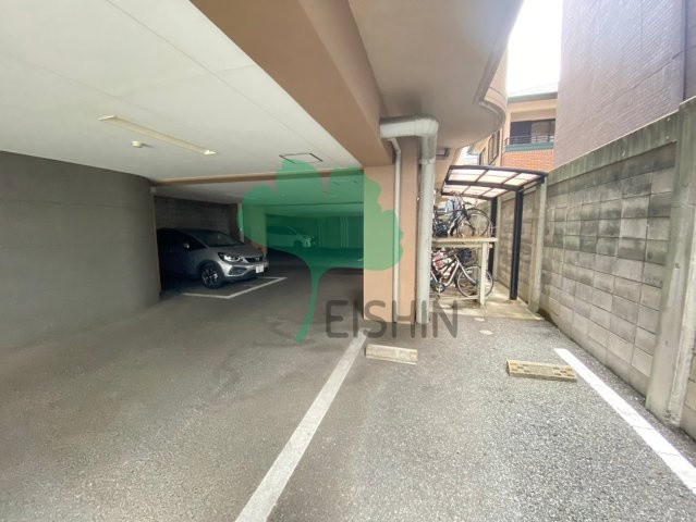 フリューゲル高砂の外観