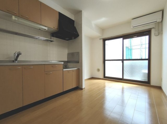 サニーグランデの居間・リビング