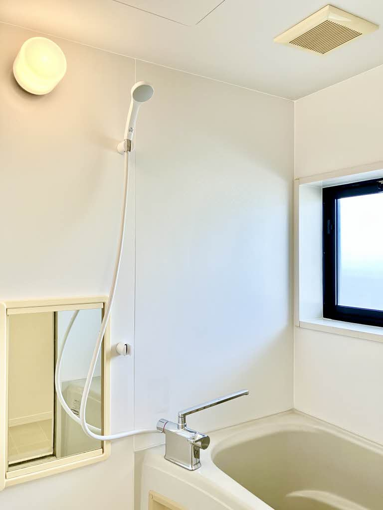 ヴィレッジ高島　Ａの浴室