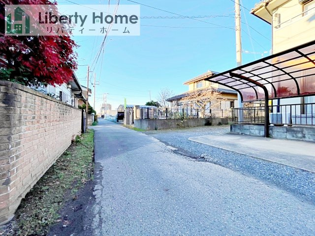 土浦市生田町　売地の前面道路含む現地写真