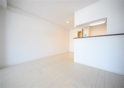 【居間・リビング】 | フォーリアライズ本町レクス