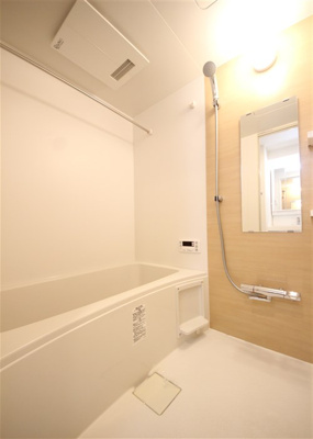 【浴室】 | フォーリアライズ本町レクス