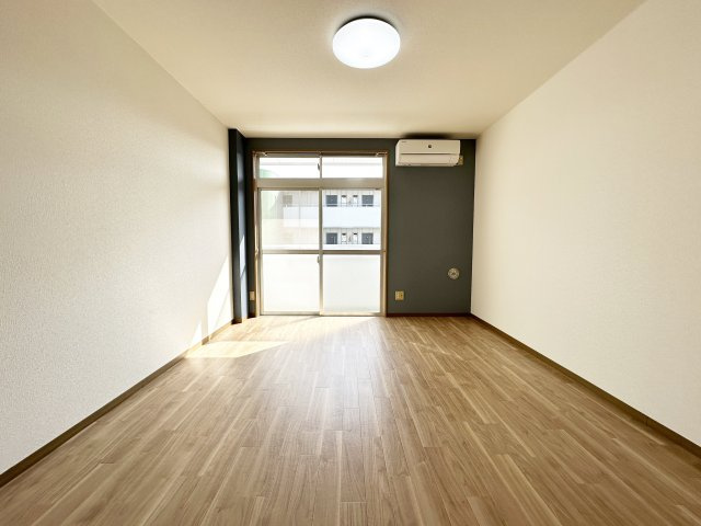 【居間・リビング】 | サンシャインタカラ2号棟