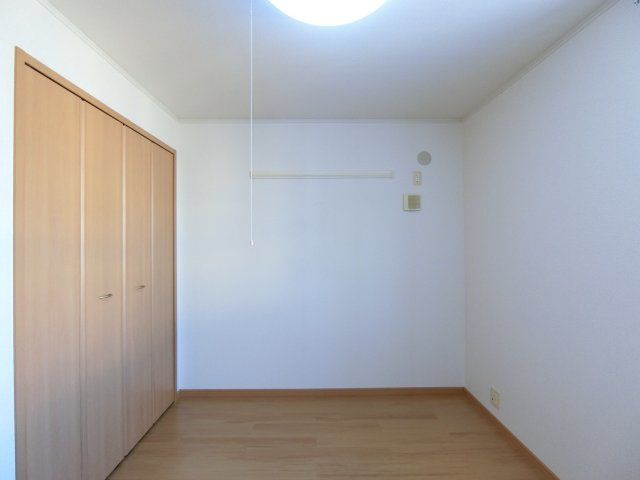 アルマーニ　Ⅱの洋室