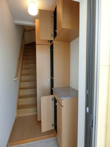 アルマーニ　Ⅱの収納