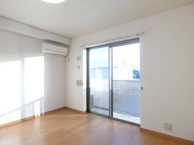 アルマーニ　Ⅱの居間・リビング