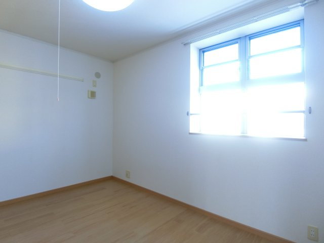 アルマーニ　Ⅱの洋室