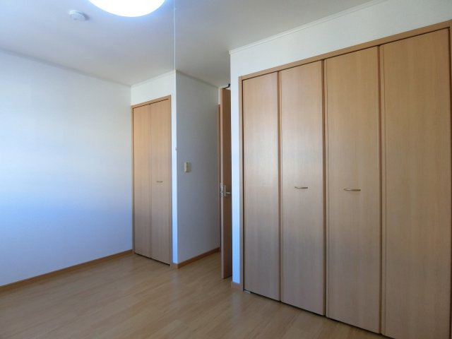 アルマーニ　Ⅱの洋室