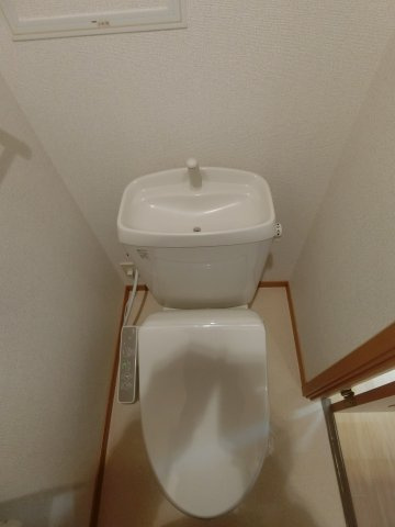 アルマーニ　Ⅱのトイレ