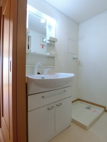 アルマーニ　Ⅱの洗面所